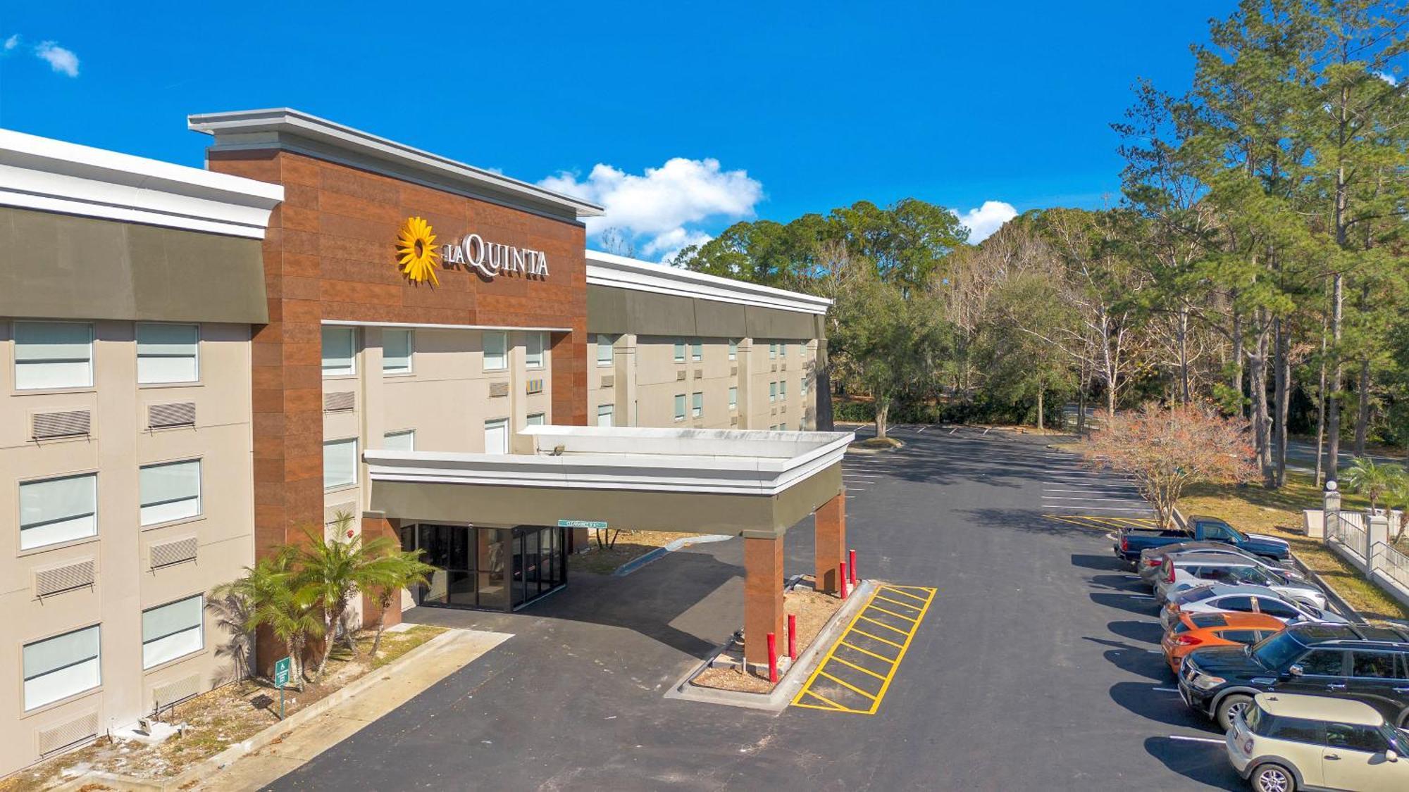 La Quinta Inn & Suites By Wyndham Jacksonville Mandarin Exterior foto